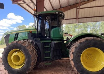 2014 John Deere 9560R Ag Tractor