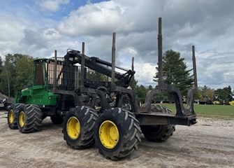 2016 John Deere 1210G Forwarder