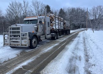 2016 Kenworth W900 Log Truck