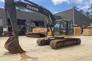 2018 John Deere 210G LC  Excavator