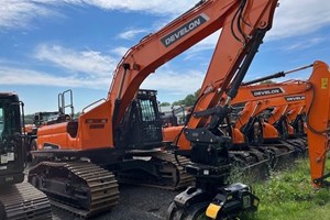 2023 Develon DX225LL-5  Excavator