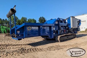 2013 Peterson-Pacific 5710C  Wood Chipper - Mobile