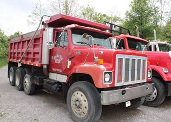 1996 International Dump Truck