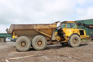 1999 Volvo A25  Truck-Dump