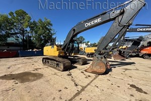 2021 John Deere 210G LC  Excavator