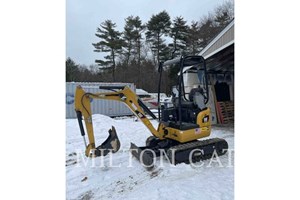 2017 Caterpillar 301.7DCR  Excavator