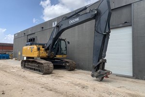 2023 John Deere 300G  Excavator