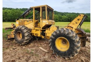 John Deere 640E  Skidder