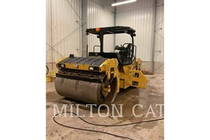 2022 Caterpillar CB15  Compactors