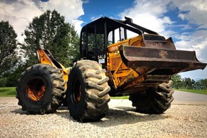 John Deere 540B  Skidder