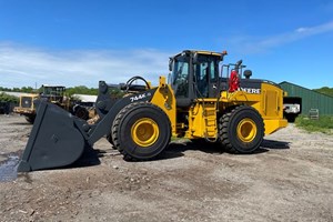 2018 John Deere 744KII  Wheel Loader