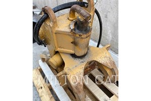 2020 Caterpillar PIN LOCK TILTING COUPLER  Attachment