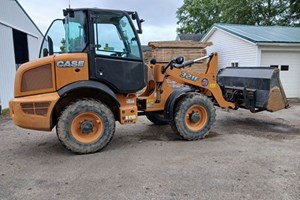 Case 321F  Wheel Loader