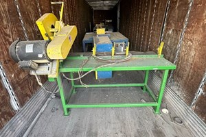 Universal Machinery 18in  Chop Saw