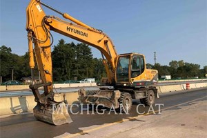 2013 Hyundai ROBEX210W-9  Excavator