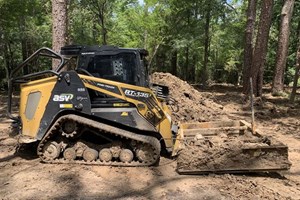 2022 ASV RT135  Skidsteer