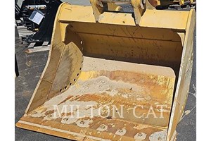 2021 Caterpillar CB LINKAGE 60 DITCH CLEANING BUCKET  Attachment