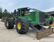 2018 John Deere 748L