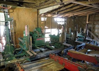 Cleereman Industries 36RH Carriage (Sawmill)