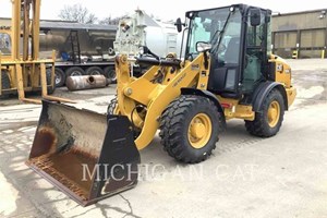 2021 Caterpillar 906M A  Wheel Loader