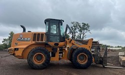 Case 621F Wheel Loader