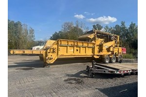 2007 Vermeer HG6000  Mobile Wood Grinder