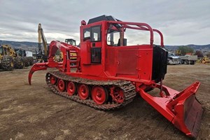 1994 KMC 1000  Skidder