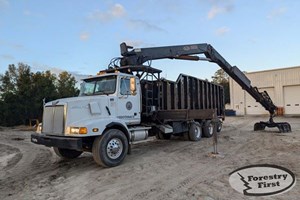 2002 Western Star 4900  Truck-Log