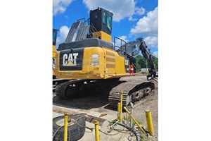 2019 Caterpillar 352F LL  Log Loader