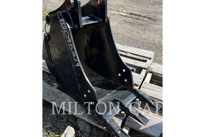 2017 Caterpillar 304/305 16 HD BUCKET  Attachment