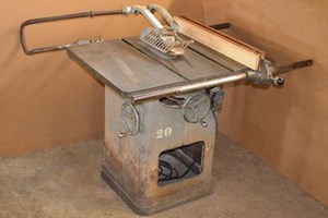 Delta/Rockwell UNISAW  Table Saw