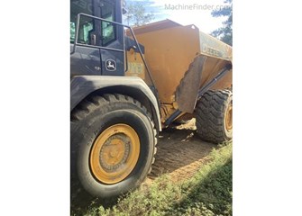 2020 John Deere 410E Articulated Dump Truck