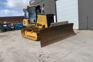 2022 John Deere 700L  Dozer