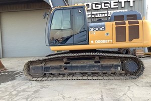 2018 John Deere 300G LC  Excavator