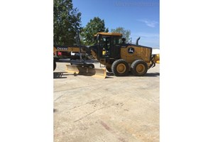 2023 John Deere 672G  Motor Grader