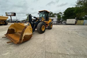 2022 John Deere 544P  Wheel Loader