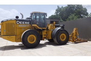 2018 John Deere 744K  Wheel Loader