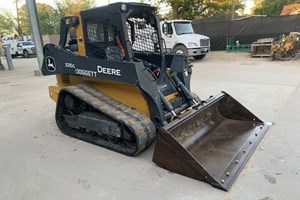 2022 John Deere 325G  Skidsteer