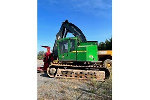 2016 John Deere 853M  Feller Buncher