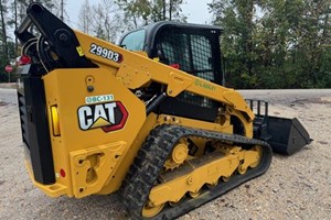 2021 Caterpillar 299D3  Skidsteer