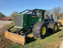 2020 John Deere 648LII