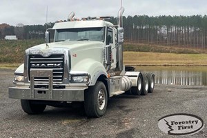 2015 Mack TD713  Truck-SemiTractor