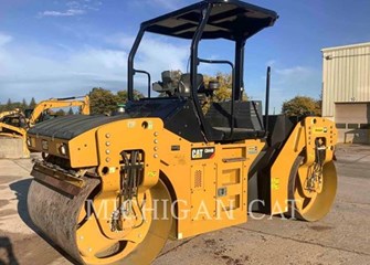 2016 Caterpillar CB44B Compactors