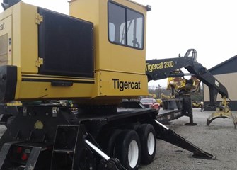 2020 Tigercat 250D Log Loader