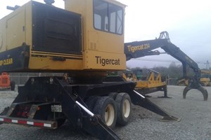 2009 Tigercat 234  Log Loader