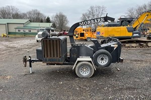 2004 Morbark 2070XL  Wood Chipper - Mobile