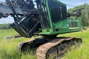 2011 John Deere 2454D  Delimber