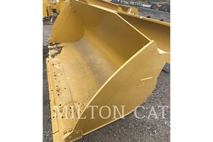 2016 Caterpillar 938 3.7 CYD GENERAL PURPOSE BUCKET  Attachment