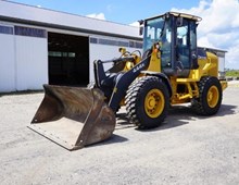 2010 John Deere 444K