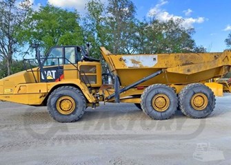 2018 Caterpillar 730C2 Articulated Dump Truck